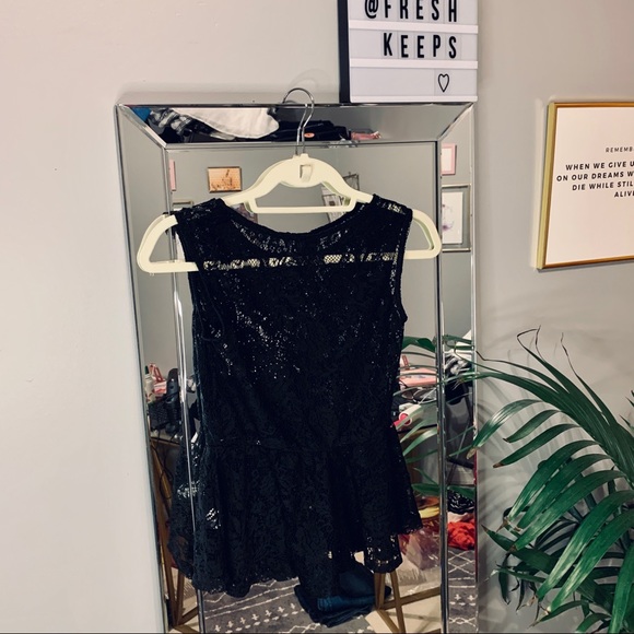 TWIK Simons Black Lace Peplum Blouse - Picture 2 of 3
